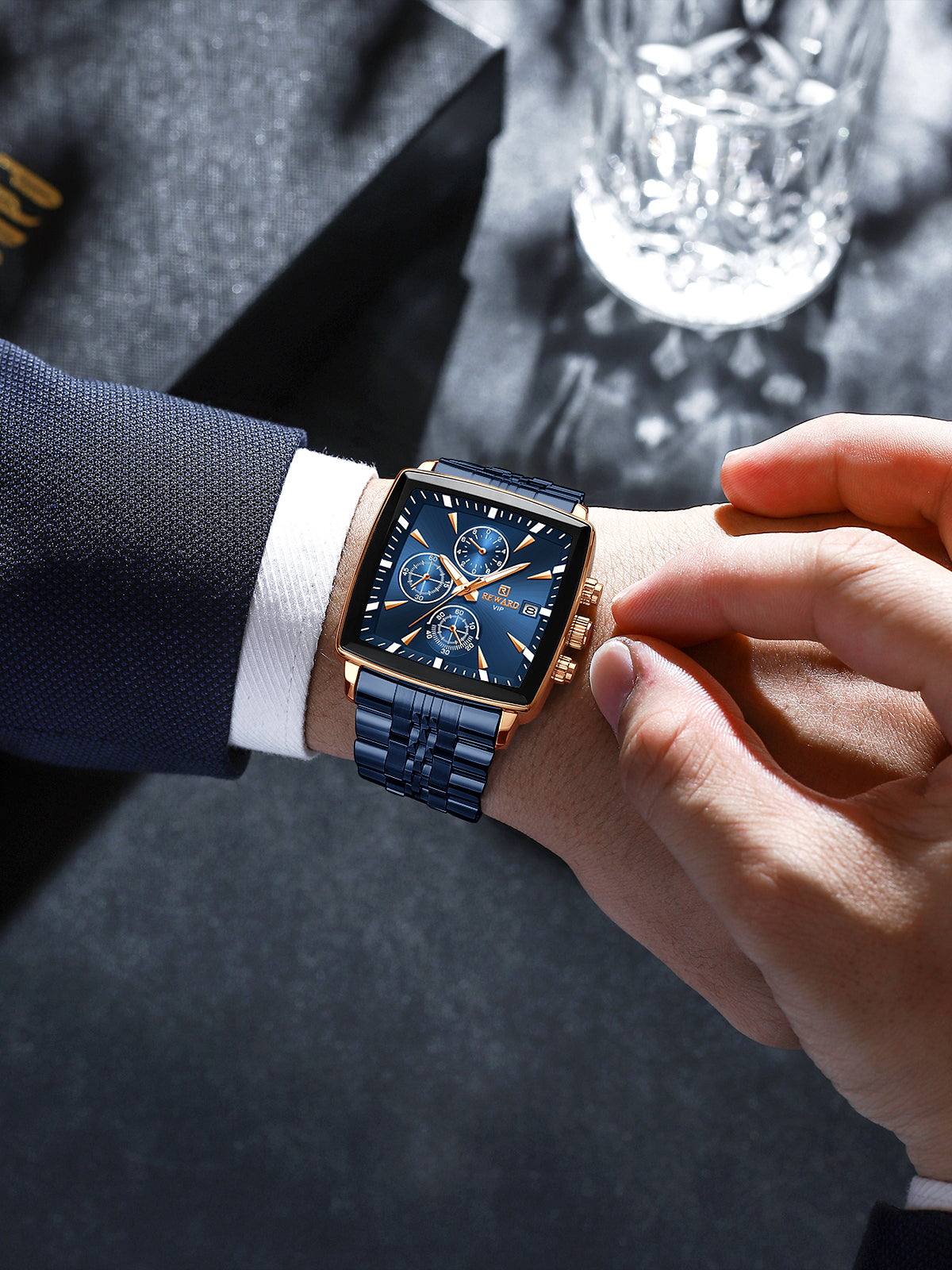 REWARD Waterproof Luminous Stainless Men’s Watch, Premium Men’s Quartz Timepiece