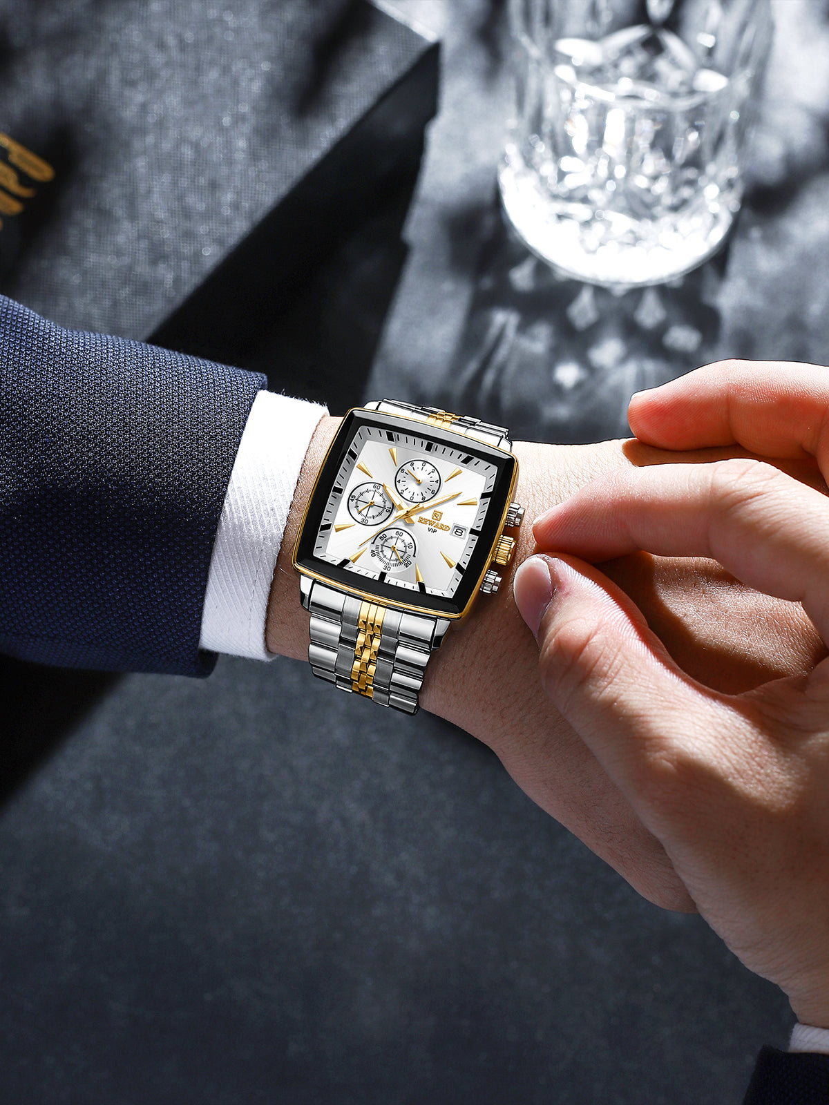 REWARD Waterproof Luminous Stainless Men’s Watch, Premium Men’s Quartz Timepiece